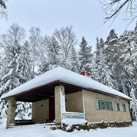 Moekki Meren Laeheisyydessae * Helsinki