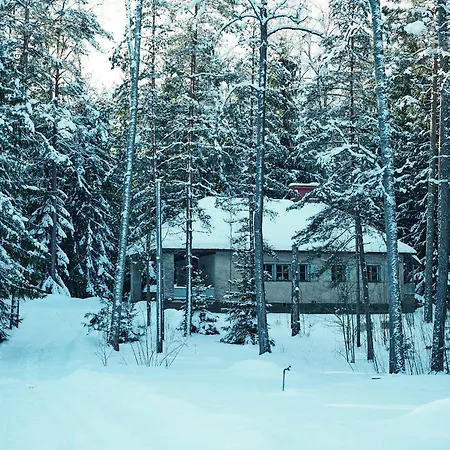 Moekki Meren Laeheisyydessae Chalet